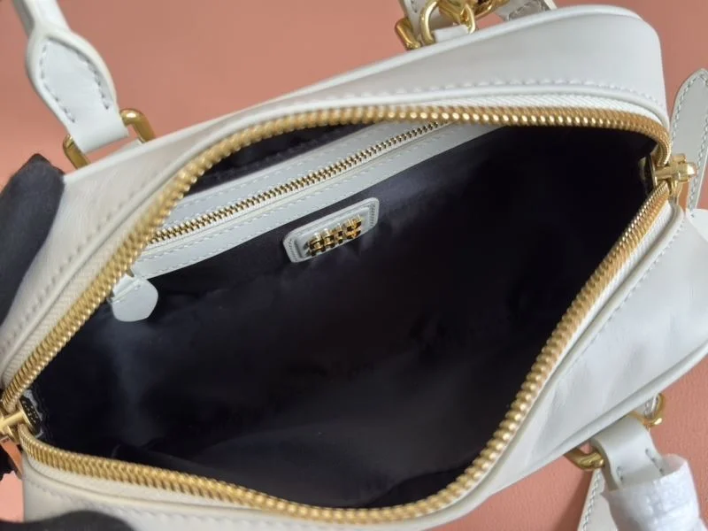 Miu Miu Top Handle Bags OnTrend 49058