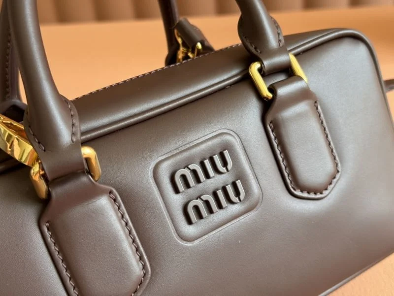 Breathable Miu Miu Top Handle Bags 49109