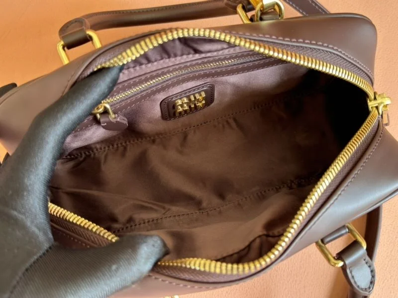 Breathable Miu Miu Top Handle Bags 49109