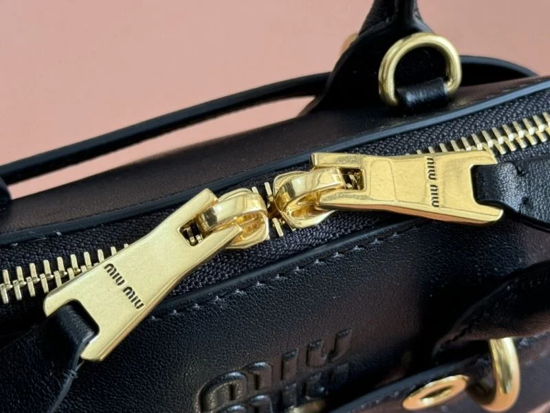 Miu Miu Top Handle Bags OdorResistant 49041