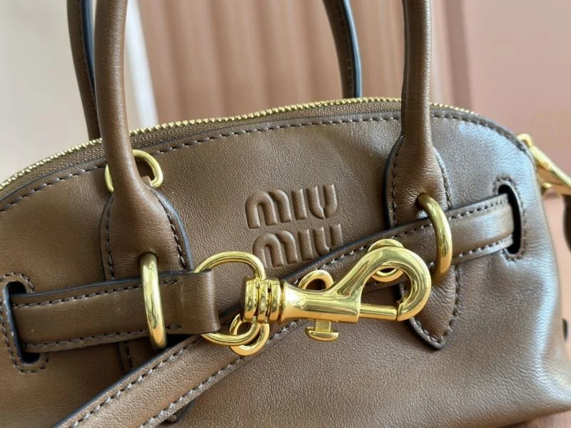 Lightweight Miu Miu Top Handle Bags 49042