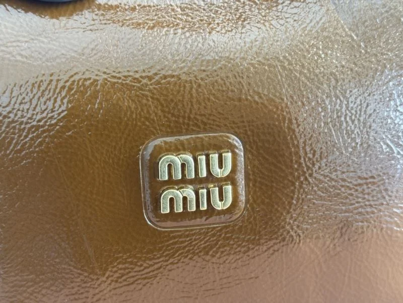 Miu Miu Top Handle Bags Breathable 49017
