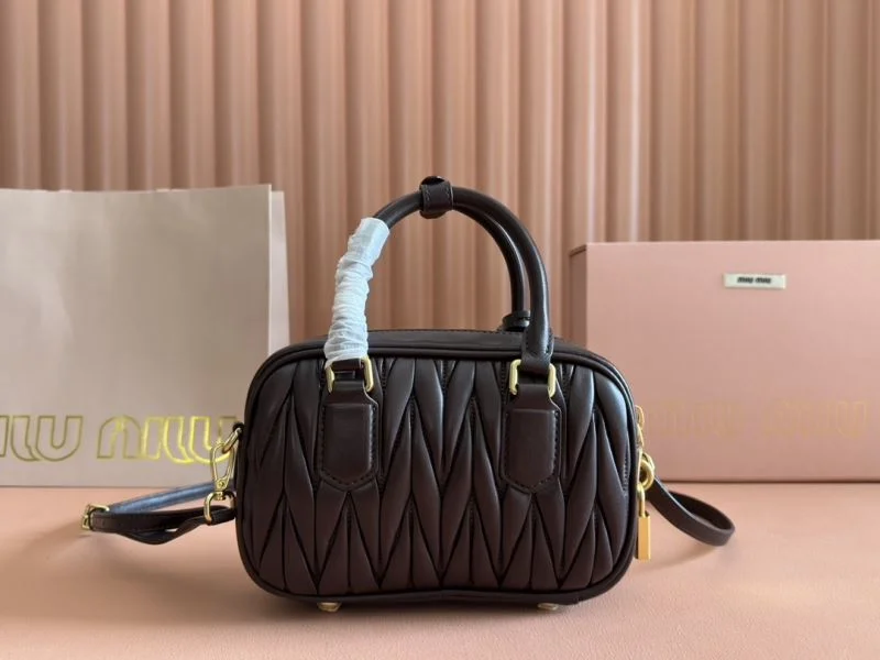 Miu Miu Top Handle Bags Durable 49018