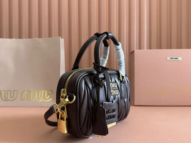 Miu Miu Top Handle Bags Durable 49018
