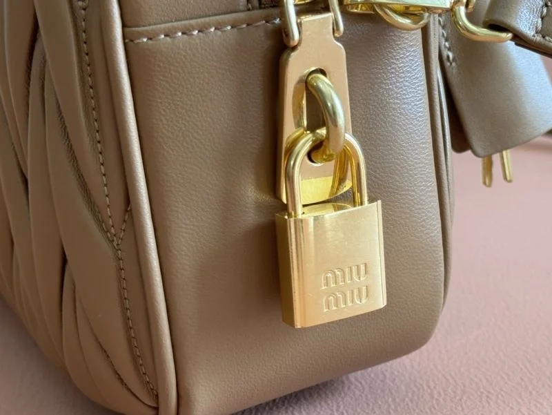 Miu Miu Top Handle Bags SmoothTexture 49016