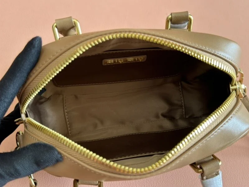 FlexibleFit Miu Miu Top Handle Bags 49020