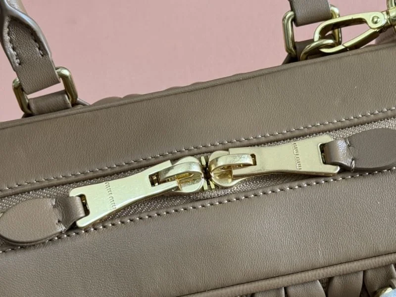 Miu Miu Top Handle Bags Compact 49049