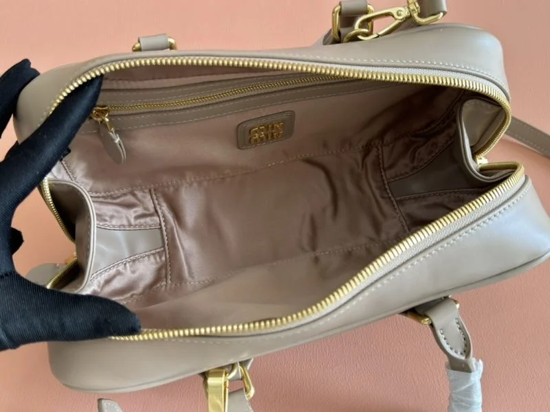 Durable Miu Miu Top Handle Bags 48999