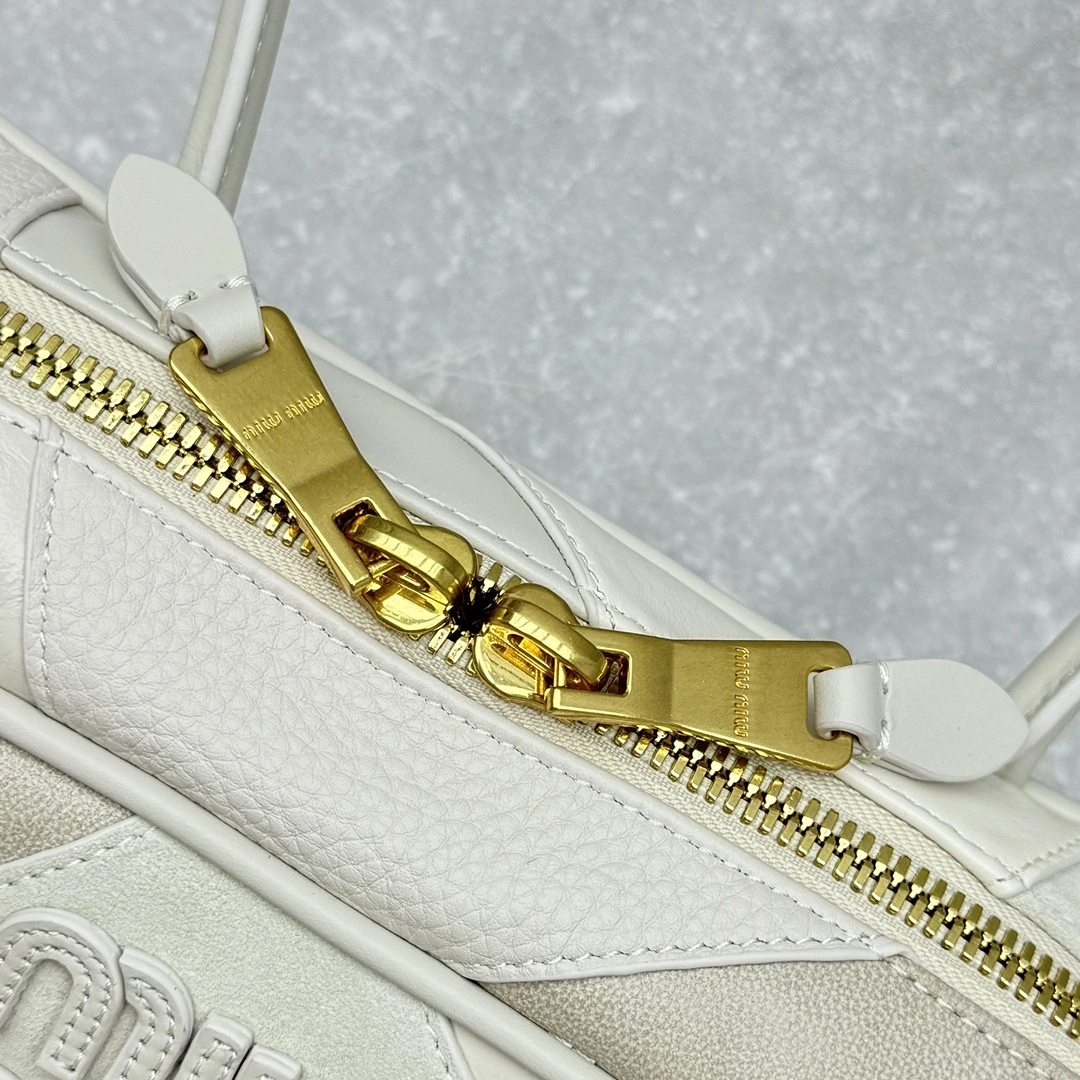 EasyMatch Miu Miu Top Handle Bags 69513