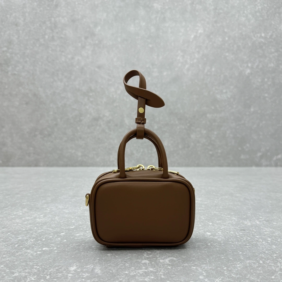 Classic Miu Miu Top Handle Bags 69512