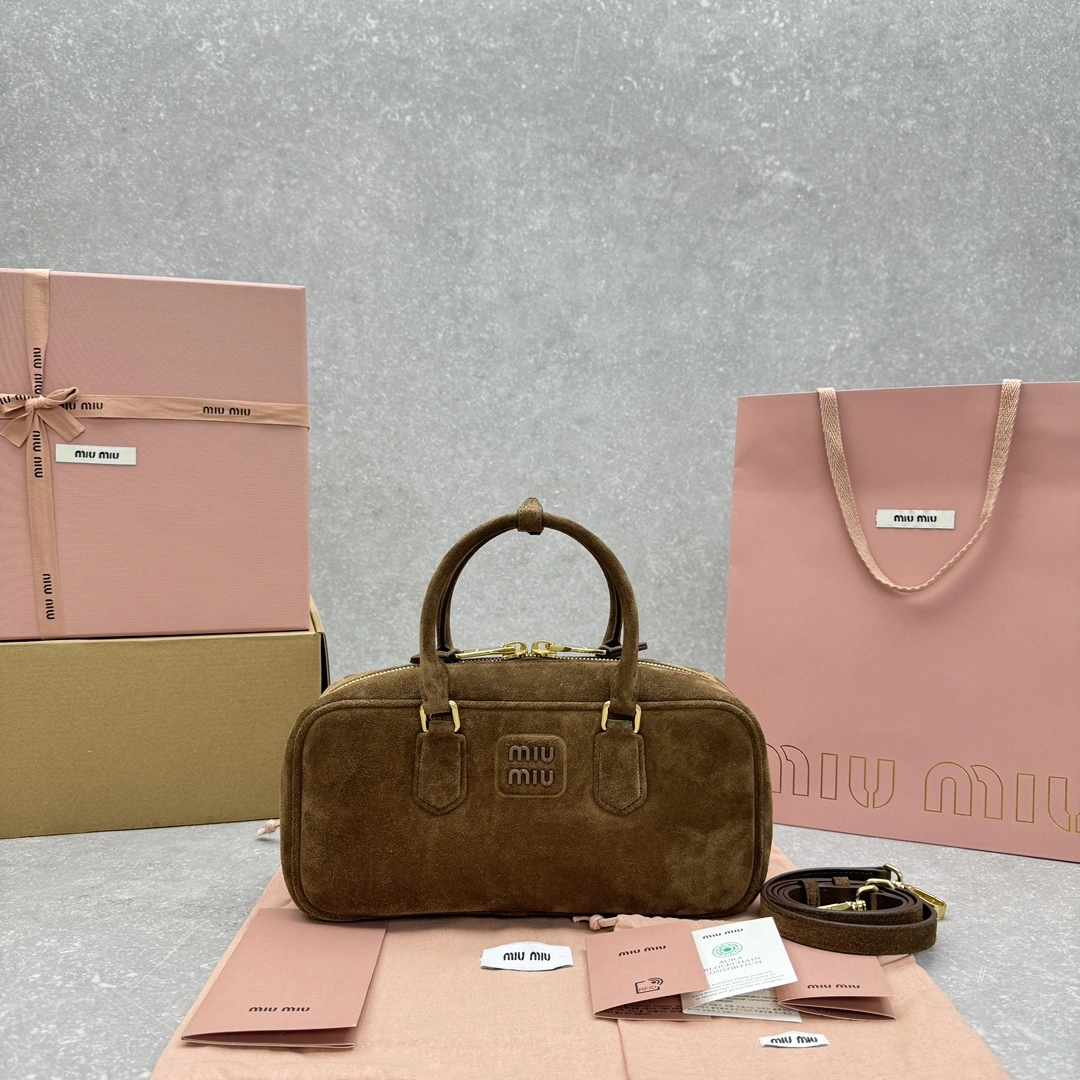 Miu Miu Top Handle Bags EasyCare 69545