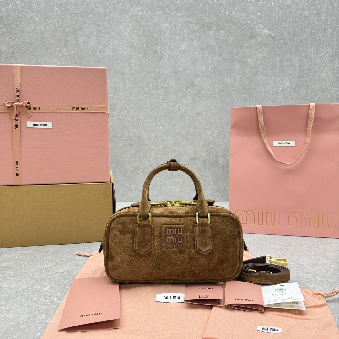 Modern Miu Miu Top Handle Bags 69509