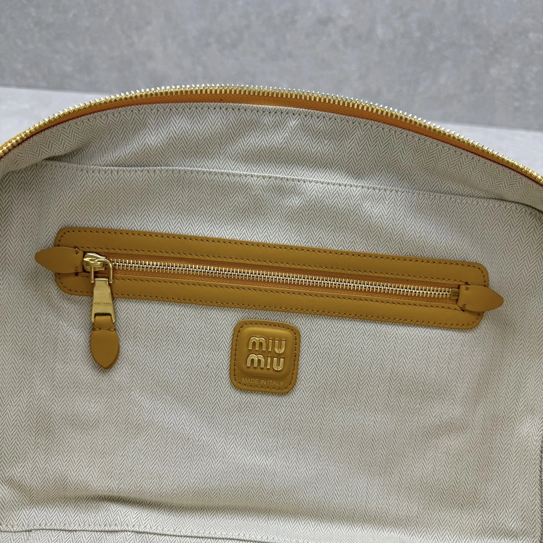 Miu Miu Top Handle Bags TechFriendly 69507