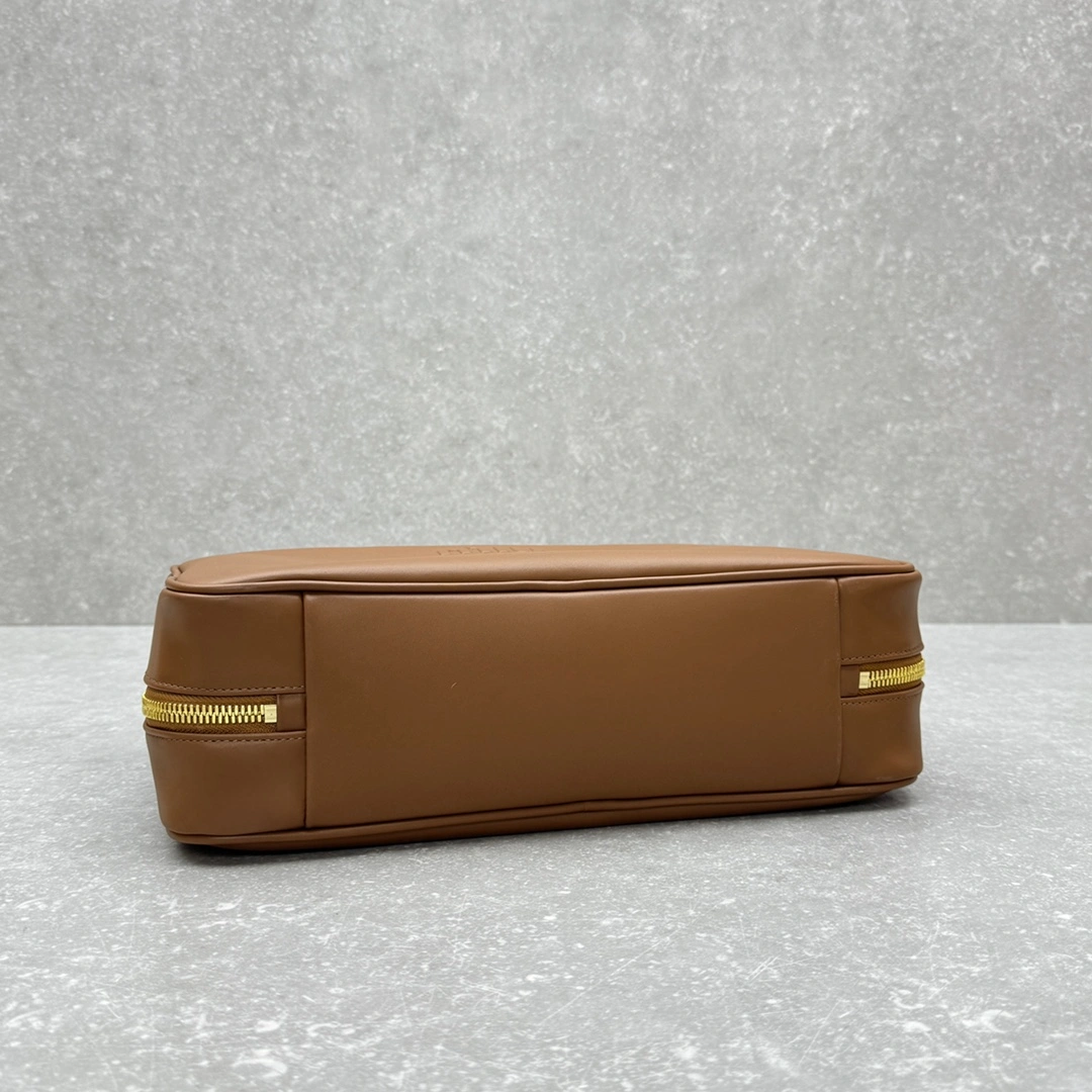 Miu Miu Top Handle Bags FreshLook 69505