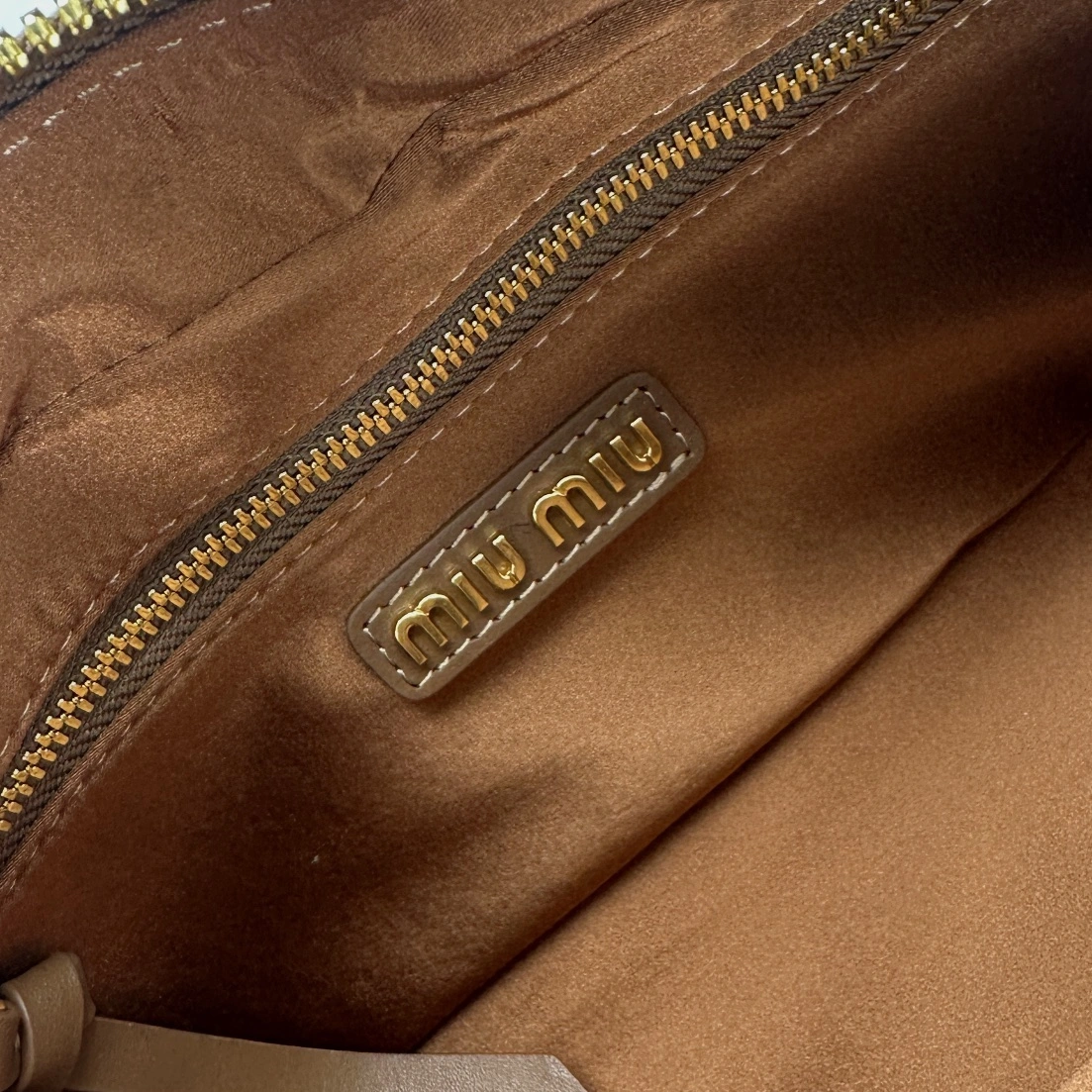 Durable Miu Miu Top Handle Bags 69506