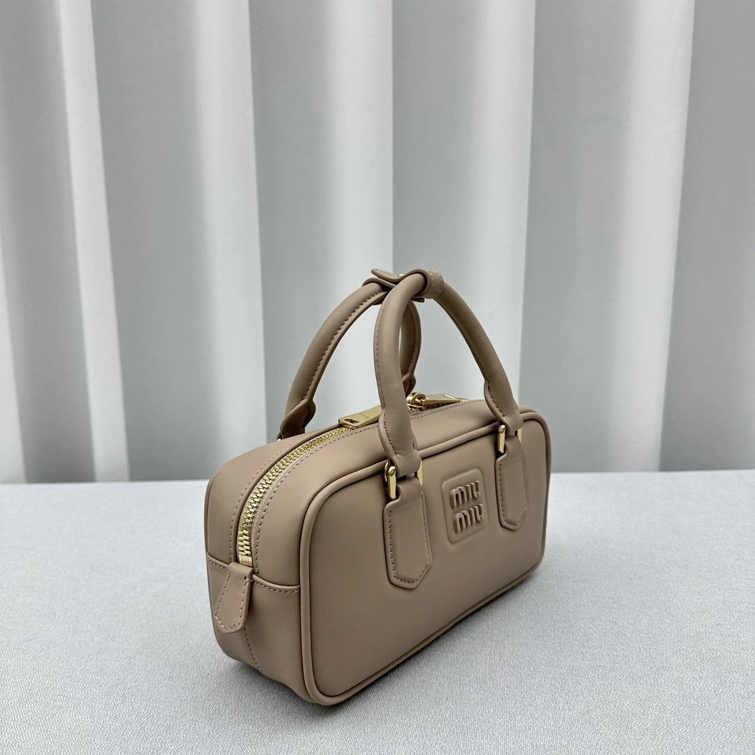 TimelessDesign Miu Miu Top Handle Bags 69500