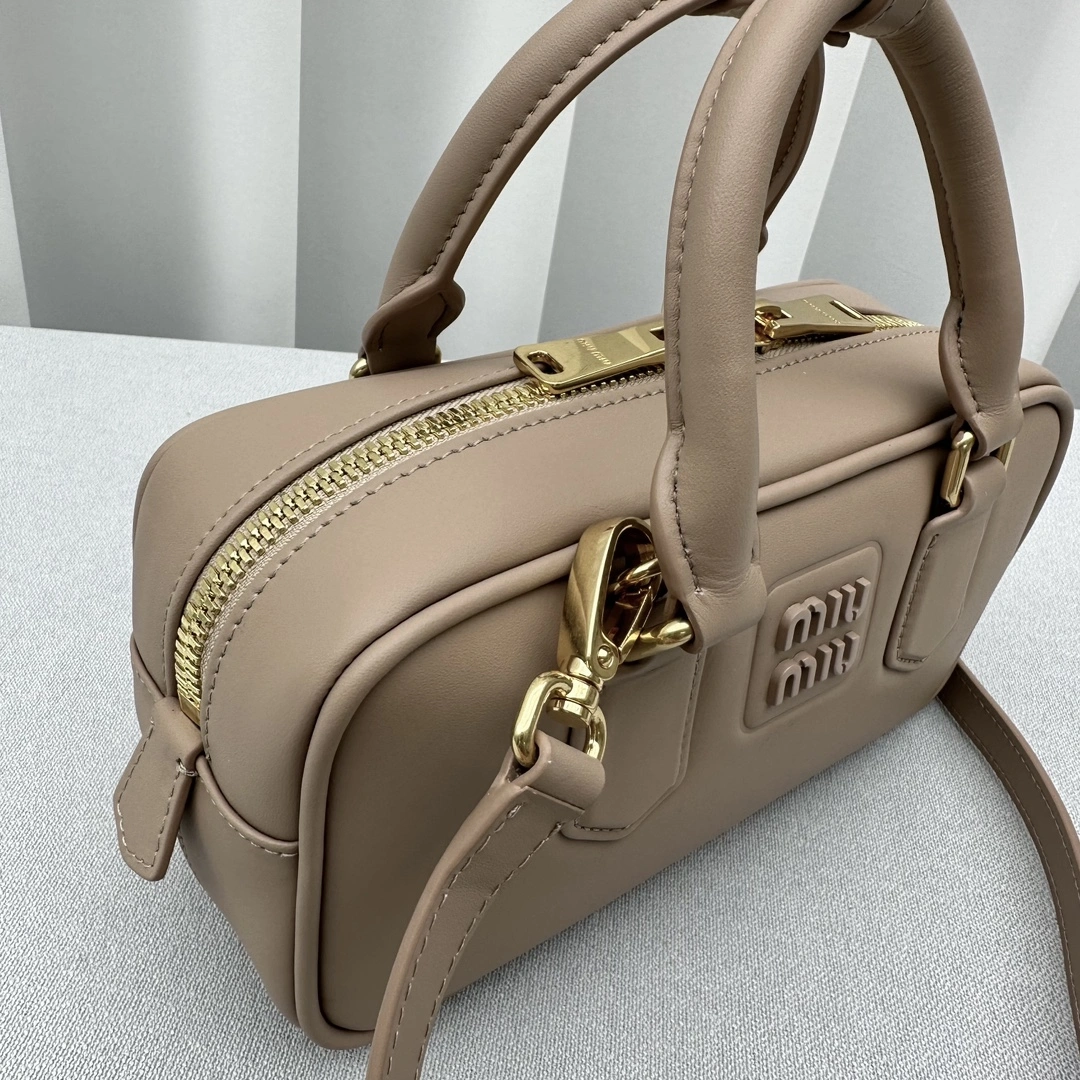 TimelessDesign Miu Miu Top Handle Bags 69500