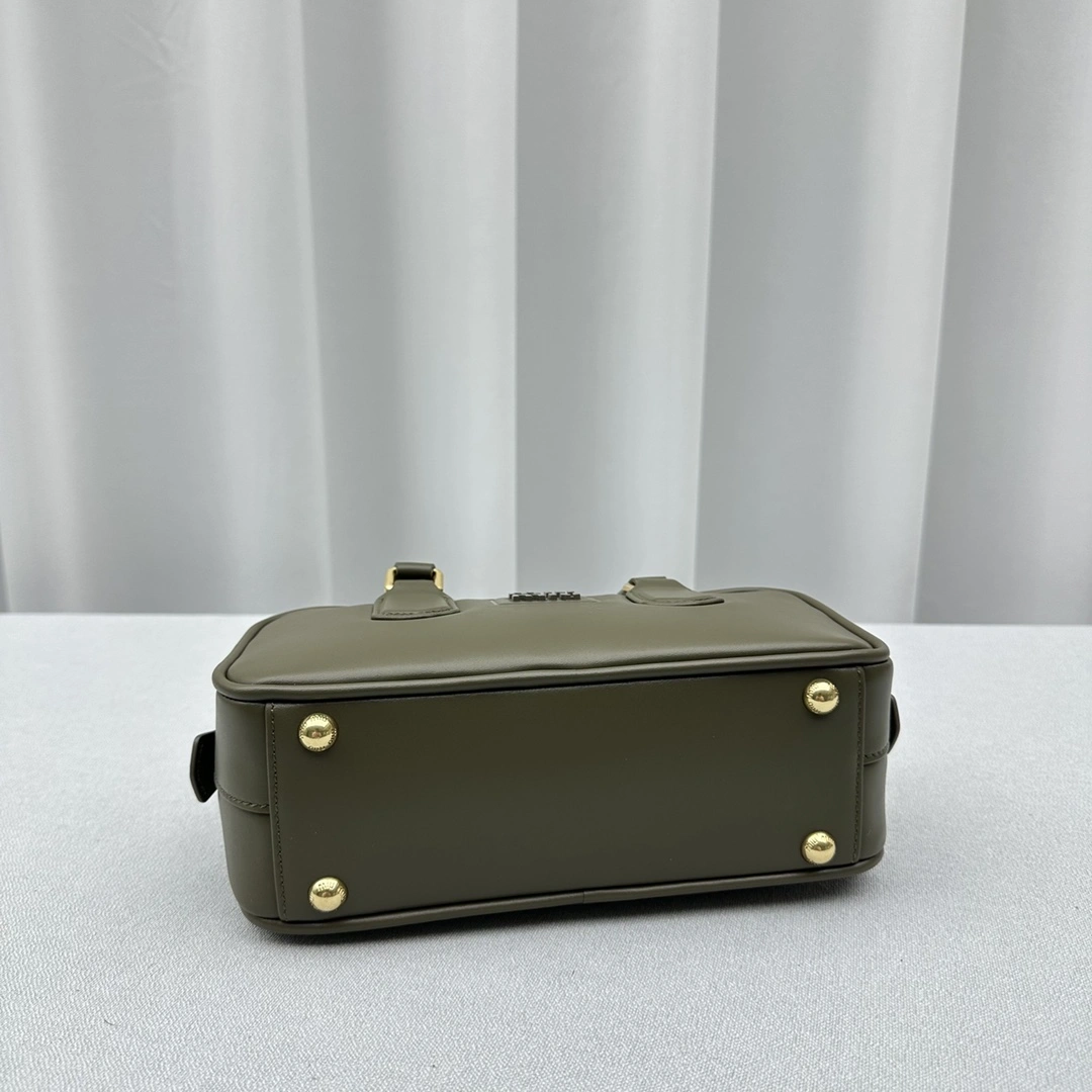 Durable Miu Miu Top Handle Bags 69497