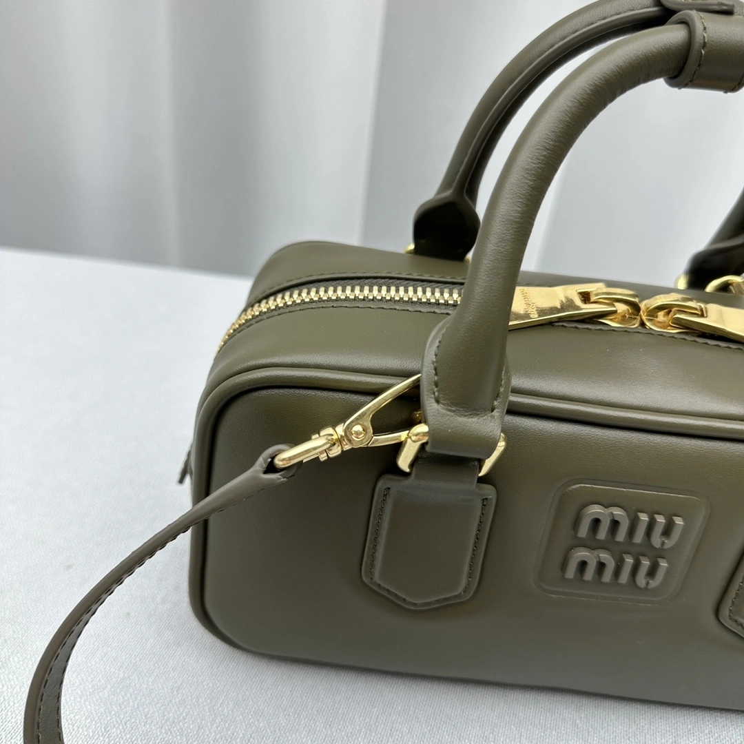 Durable Miu Miu Top Handle Bags 69497