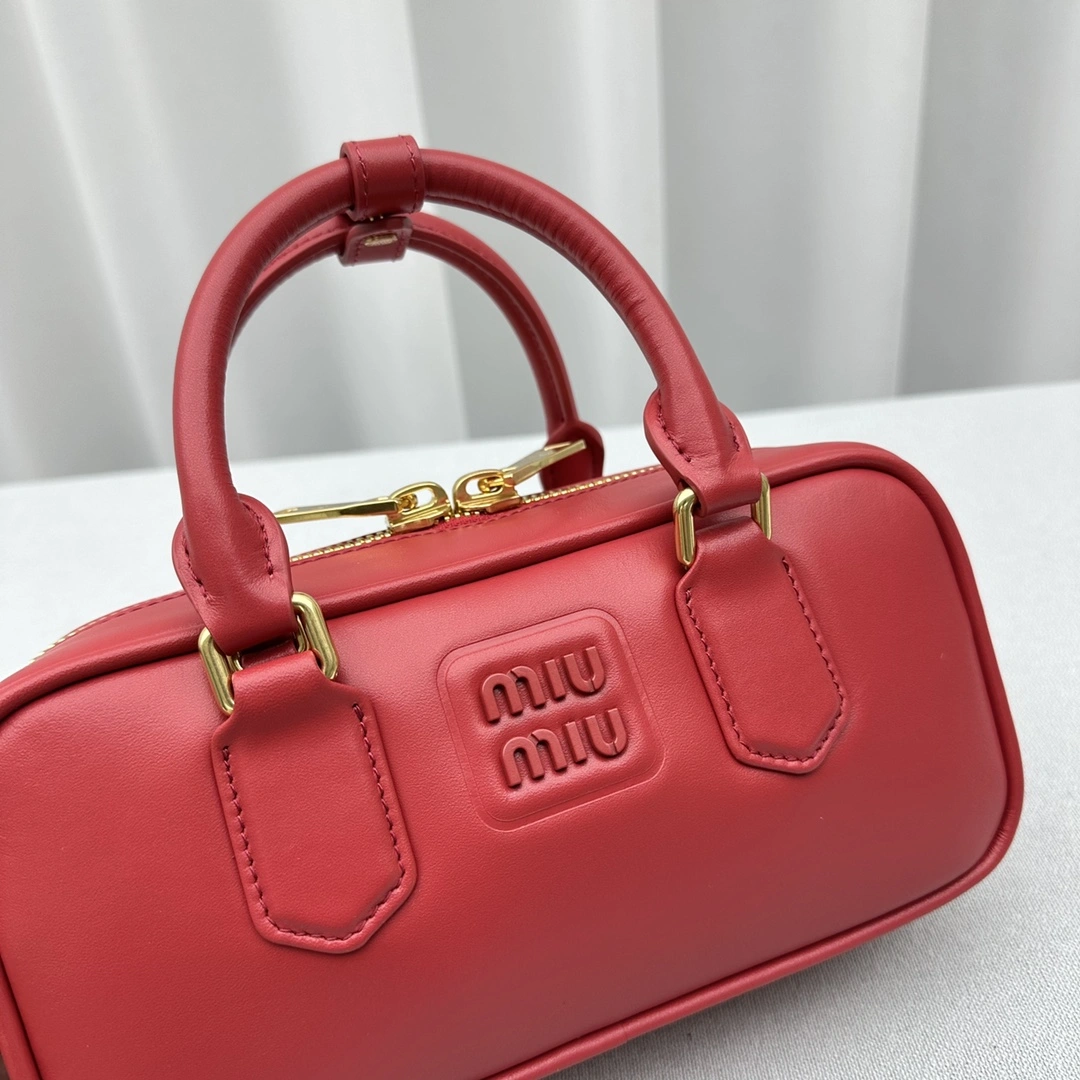 WrinkleFree Miu Miu Top Handle Bags 69502