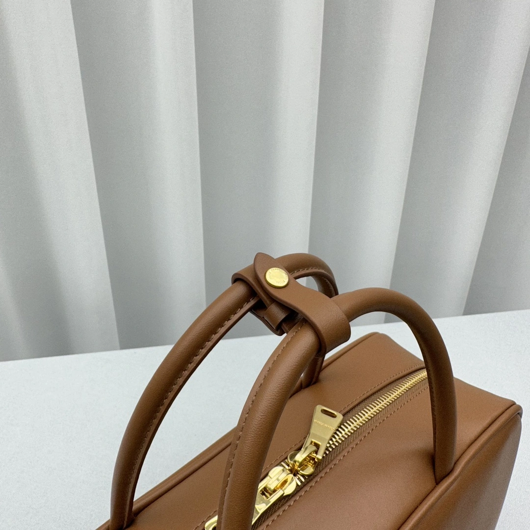 Miu Miu Top Handle Bags Functional 69494