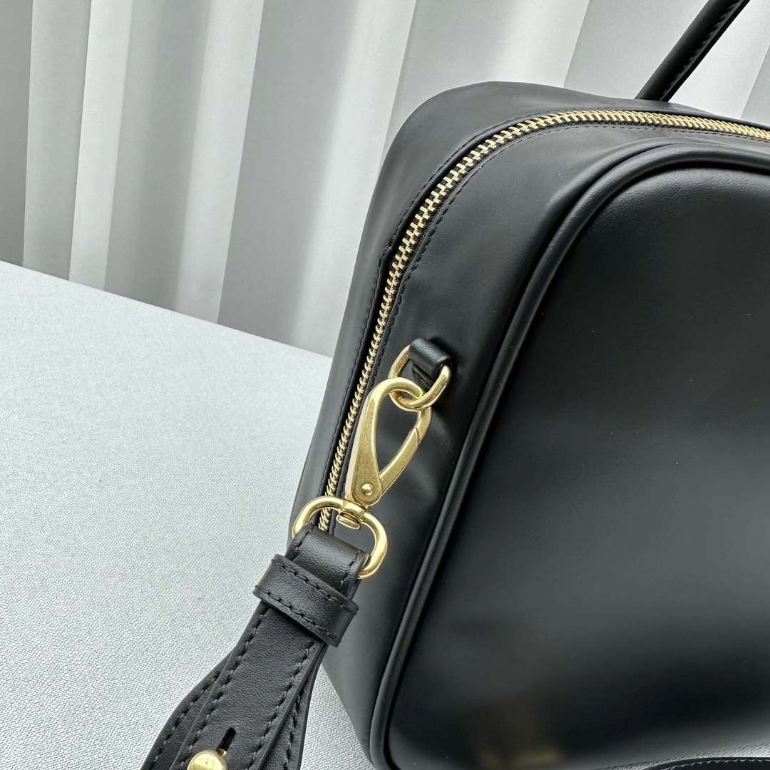 Miu Miu Top Handle Bags ZeroBulk 69495
