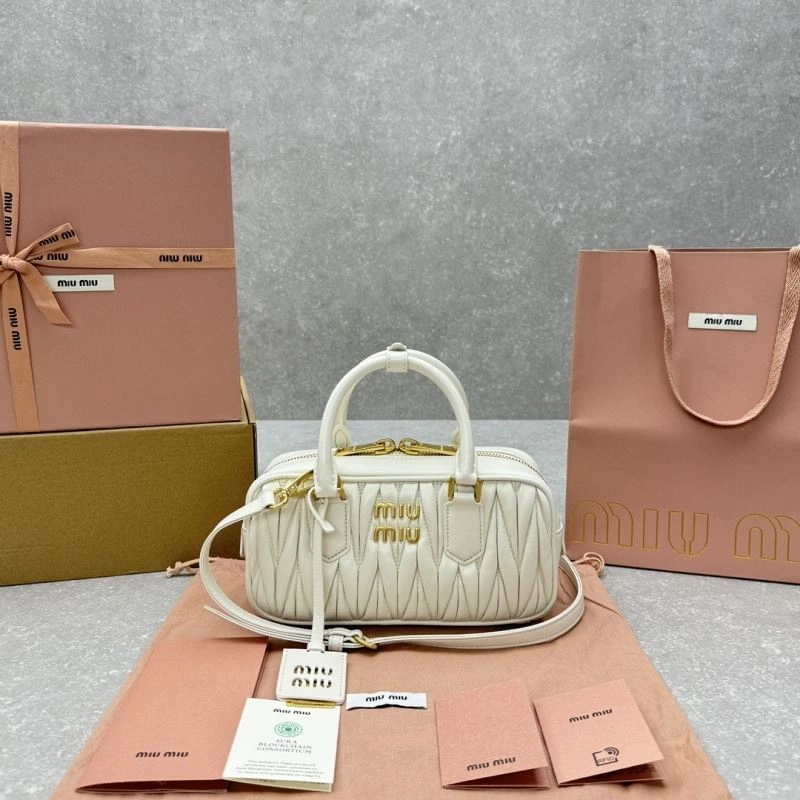 Miu Miu Top Handle Bags Elegant 64251
