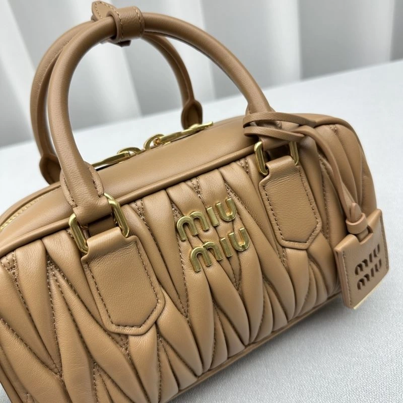 Miu Miu Top Handle Bags Classic 64286