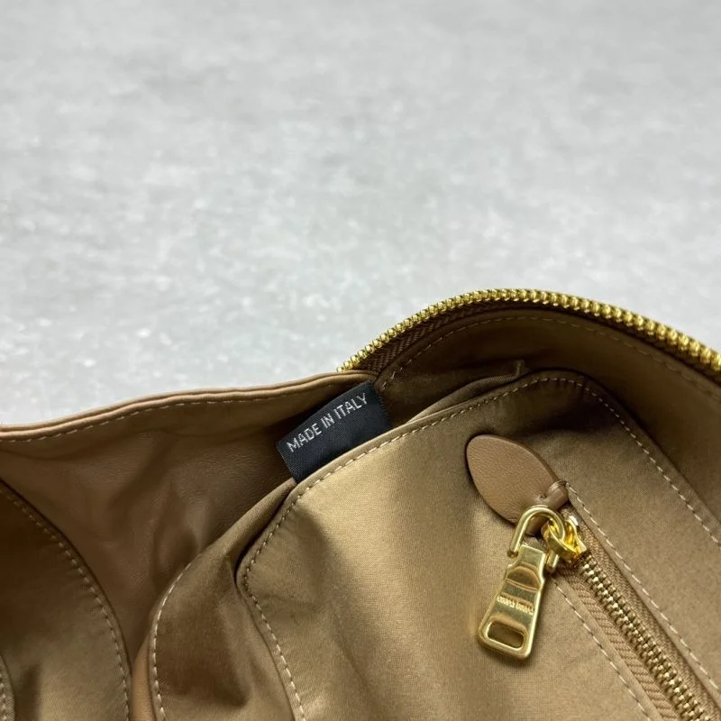 Miu Miu Top Handle Bags Durable 55703