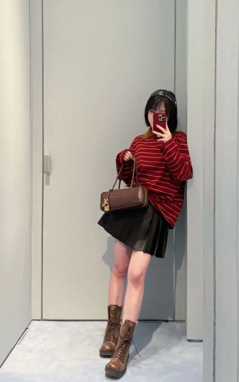Miu Miu Top Handle Bags Refined 55649