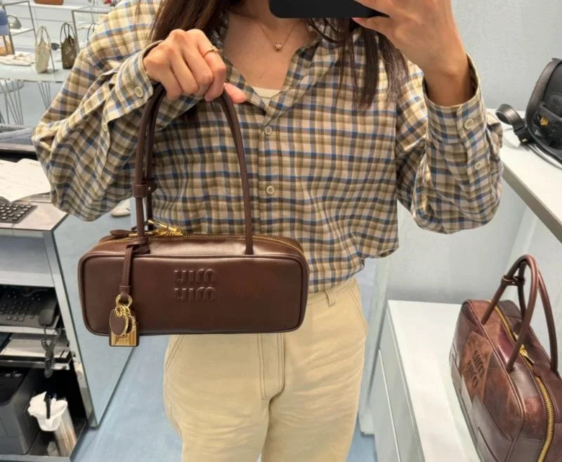 Miu Miu Top Handle Bags Refined 55649