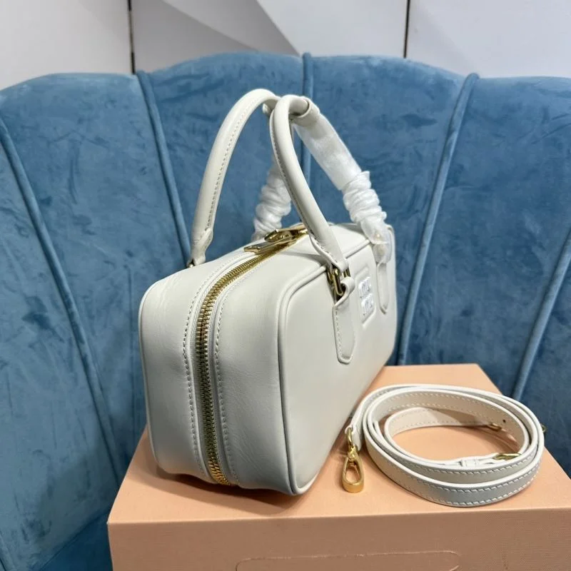 Miu Miu Top Handle Bags FreshLook 43705