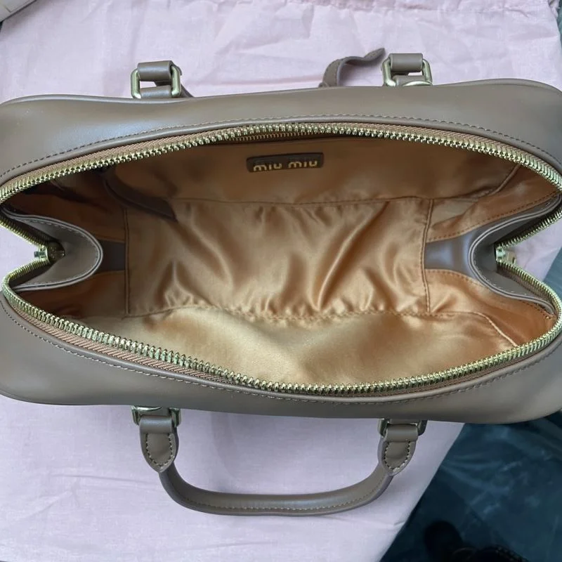 SmoothTexture Miu Miu Top Handle Bags 43753