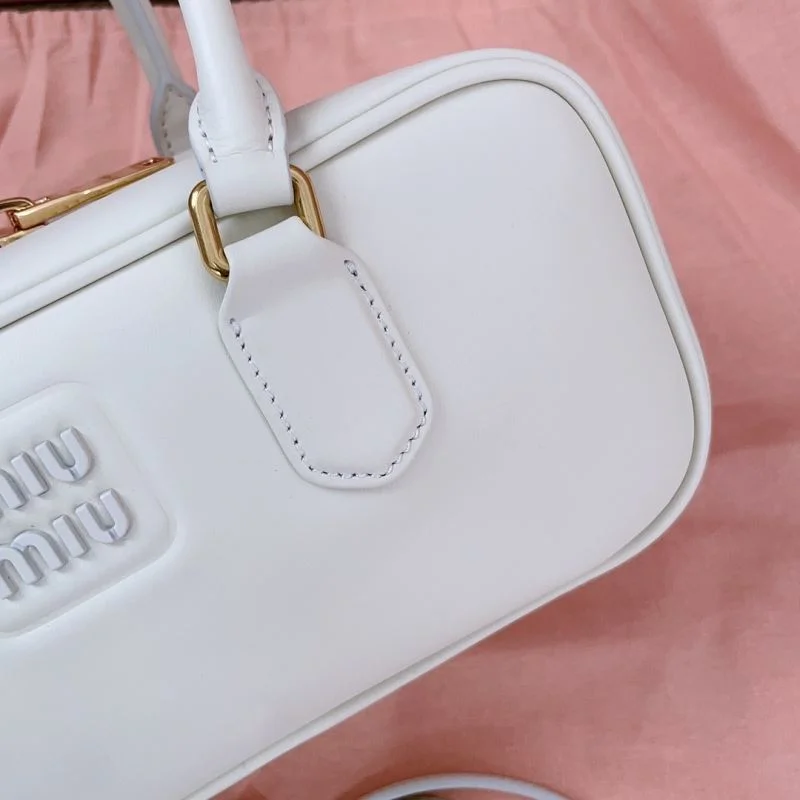 Miu Miu Top Handle Bags BestValue 43750