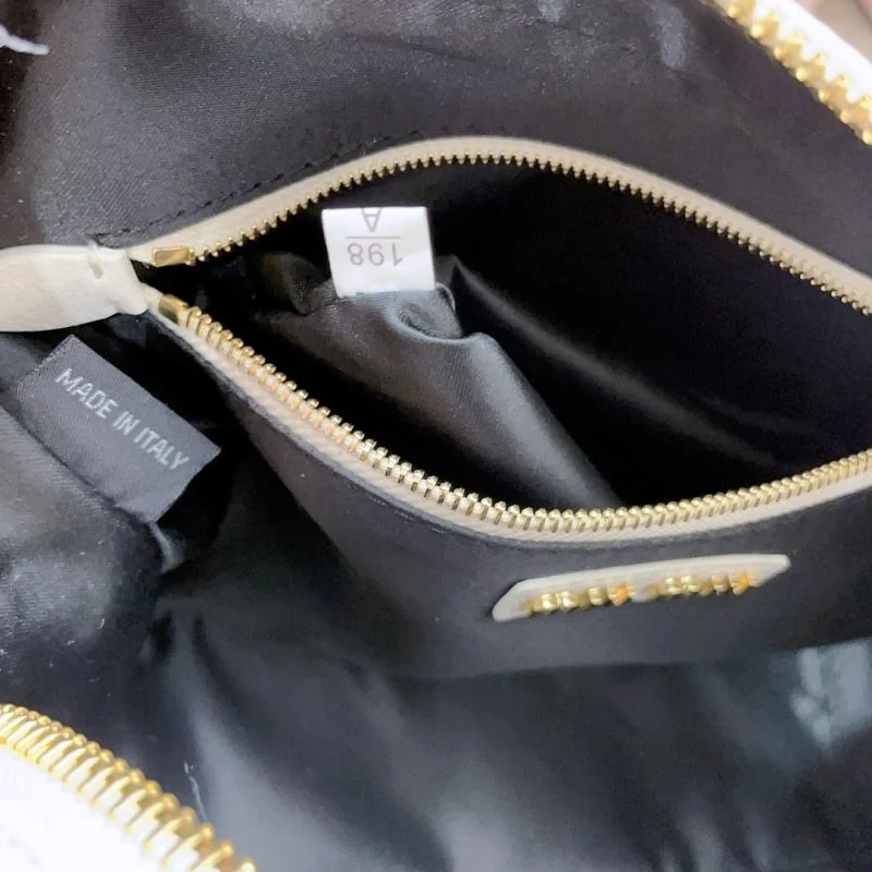 Snug Miu Miu Top Handle Bags 43754