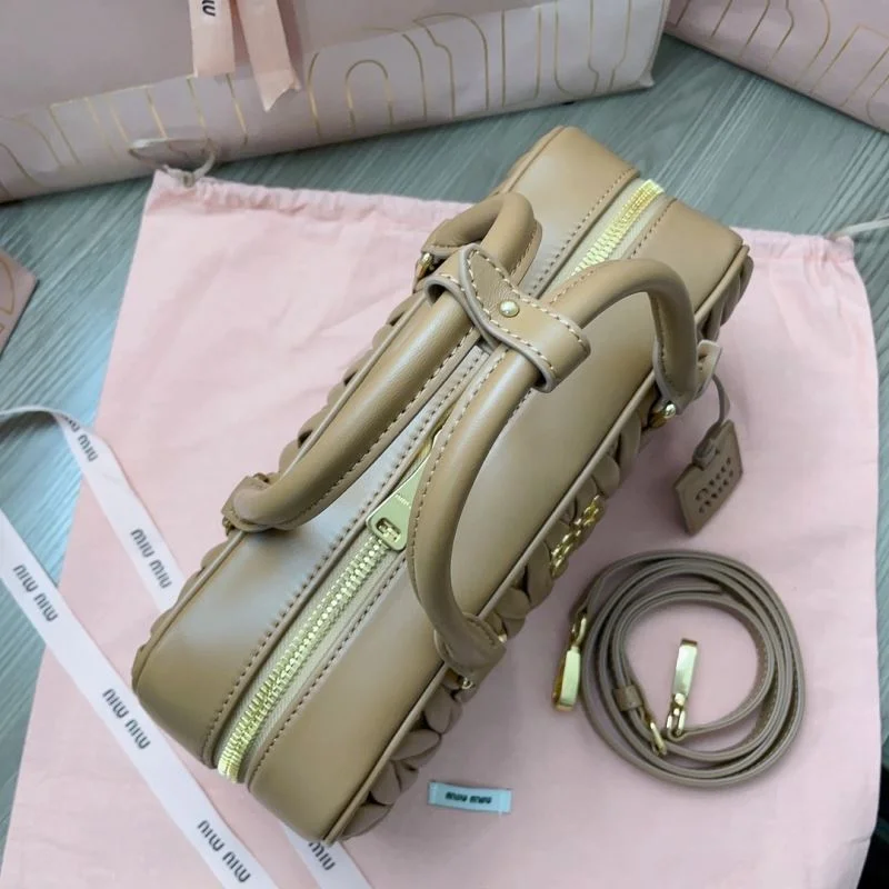 Miu Miu Top Handle Bags HighQuality 43702