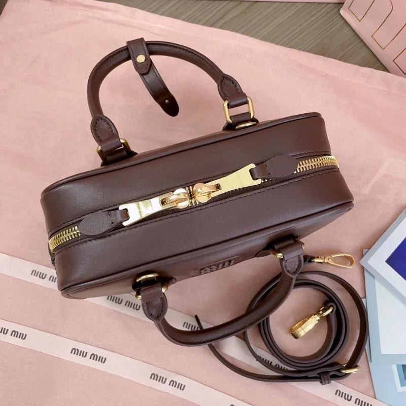 Miu Miu Top Handle Bags Snug 43729