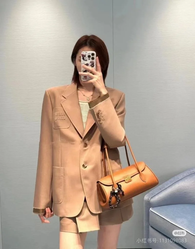 Snug Miu Miu Top Handle Bags 43521