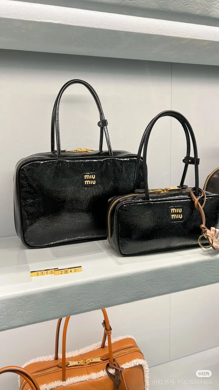 Miu Miu Top Handle Bags FlexibleFit 43511