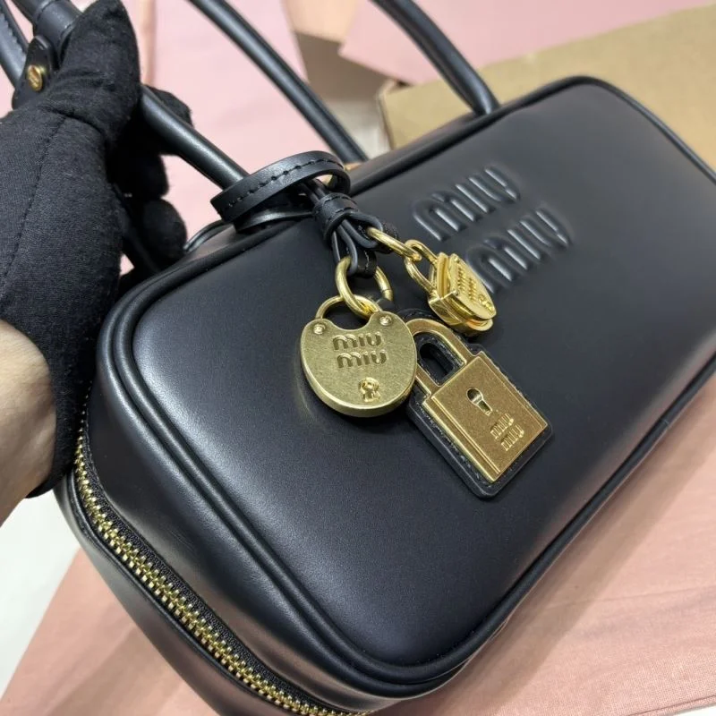 Miu Miu Top Handle Bags OnTrend 43506