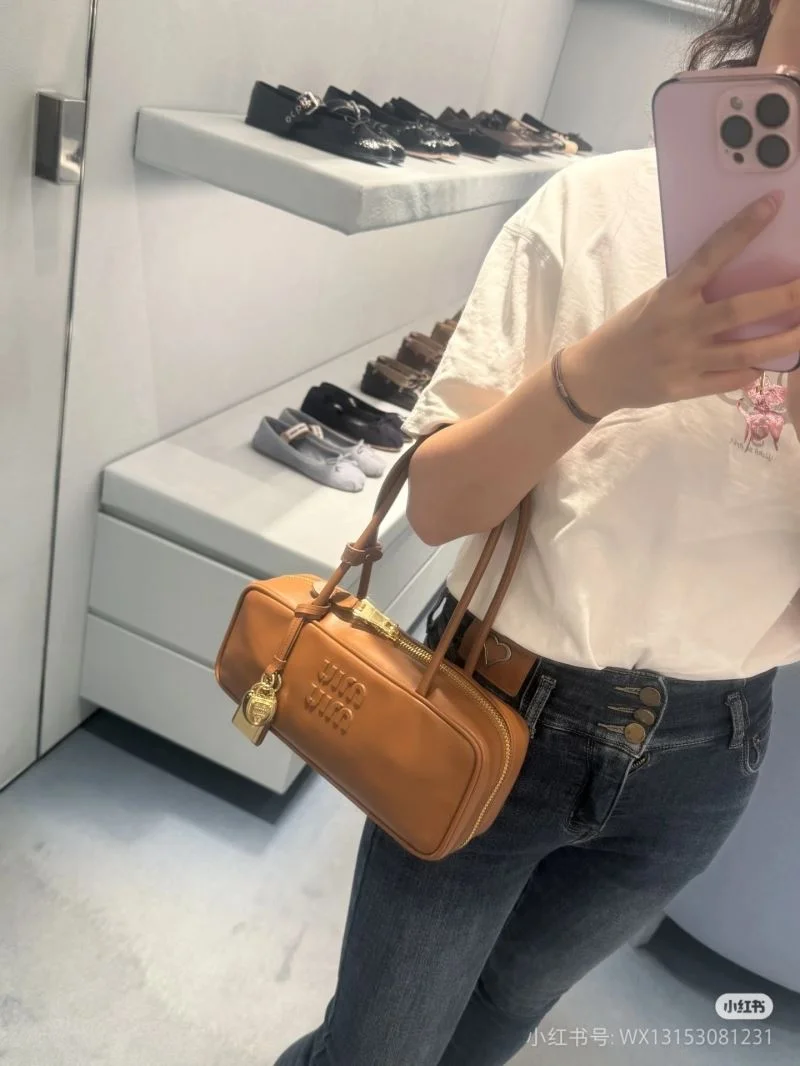 Practical Miu Miu Top Handle Bags 43507
