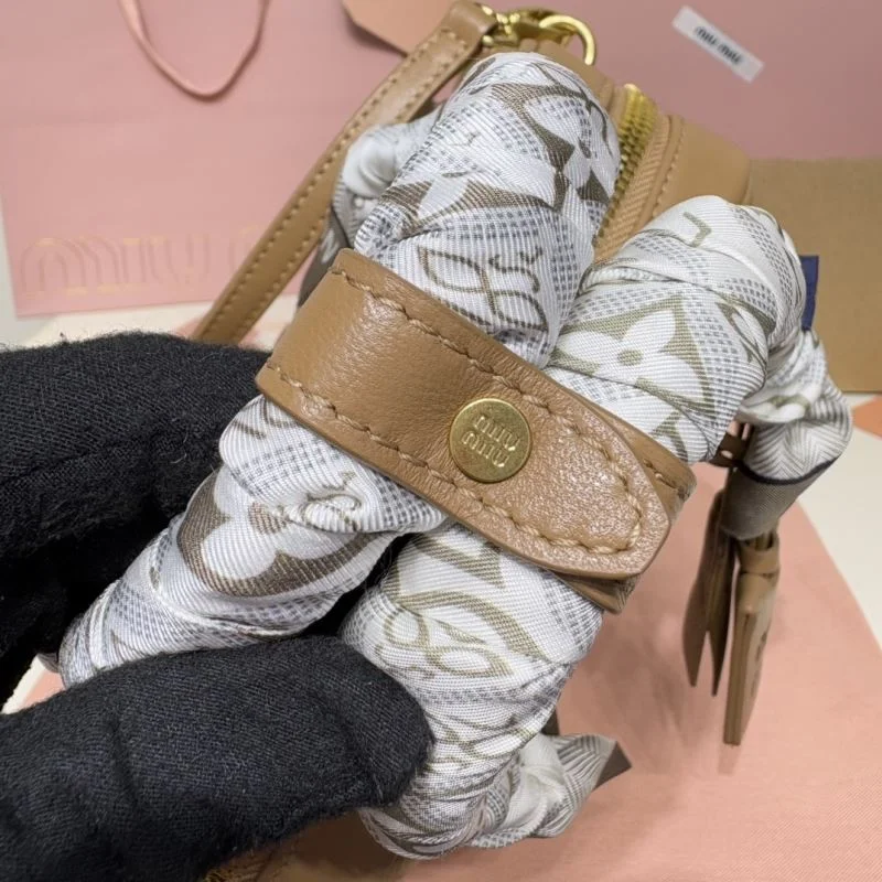 Miu Miu Top Handle Bags Trendy 43490