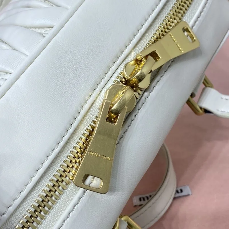 SmartChoice Miu Miu Top Handle Bags 43518