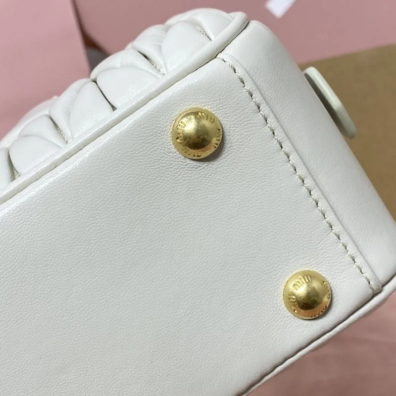 SmartChoice Miu Miu Top Handle Bags 43518