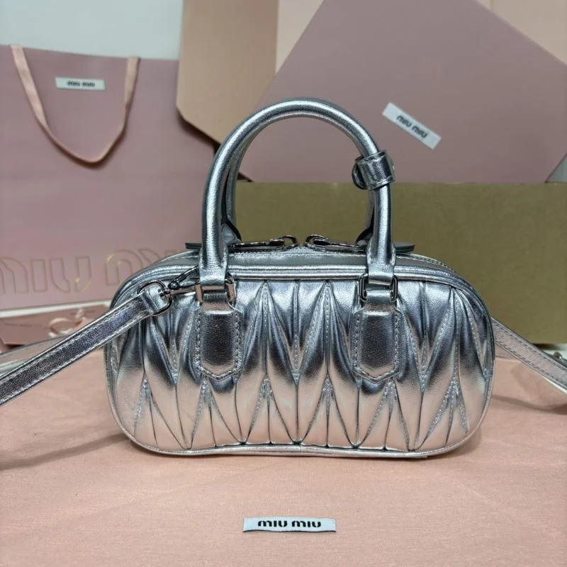 Miu Miu Top Handle Bags Trendsetting 43453