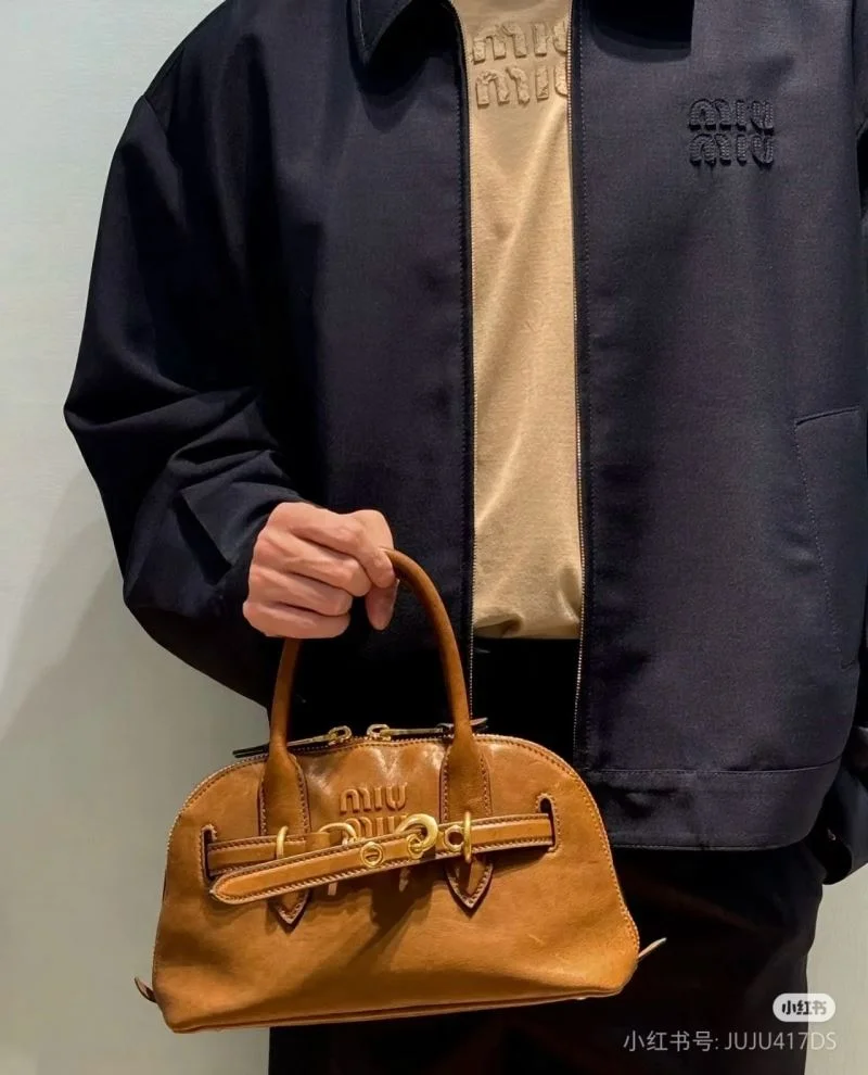 Miu Miu Top Handle Bags Lightweight 43451