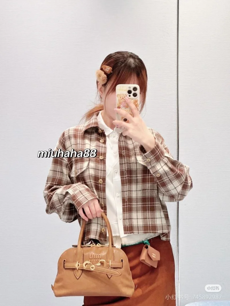 Miu Miu Top Handle Bags Lightweight 43451