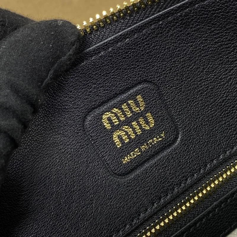 FastDry Miu Miu Top Handle Bags 43433