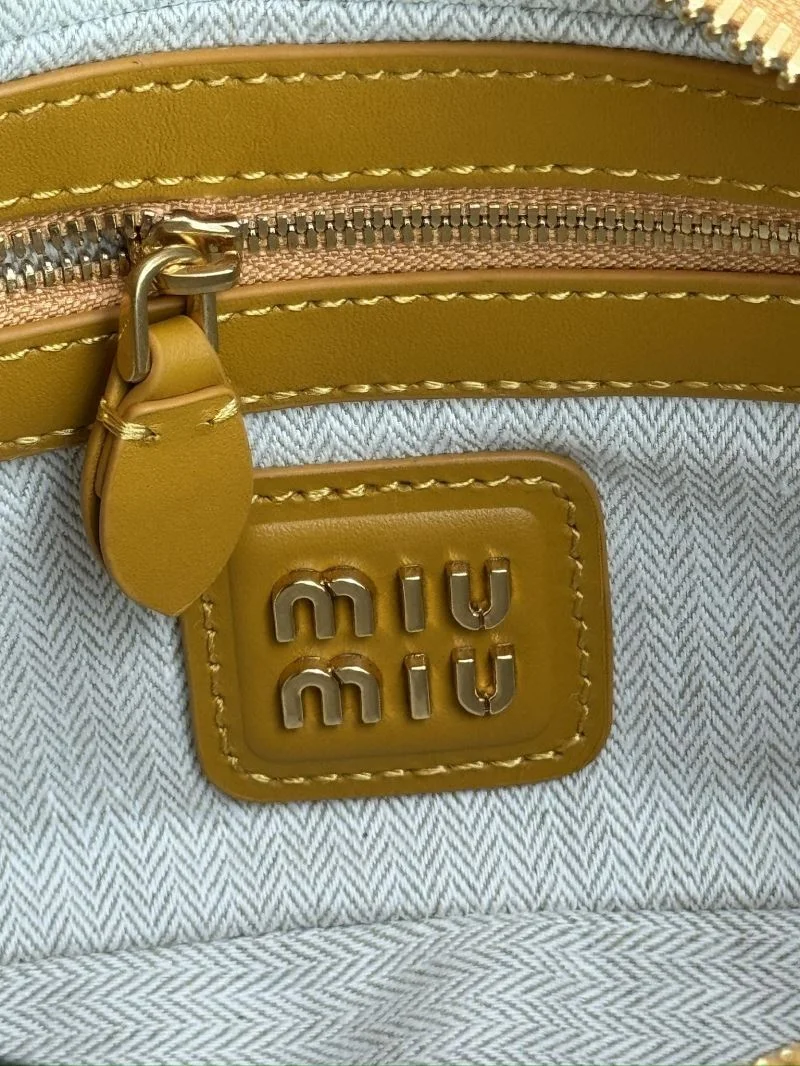 SmoothTexture Miu Miu Top Handle Bags 55978