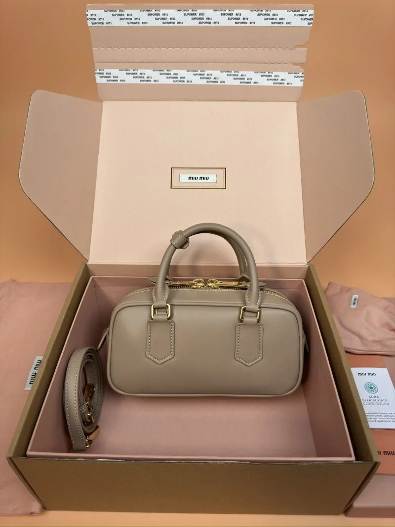 Miu Miu Top Handle Bags Trendsetting 55960